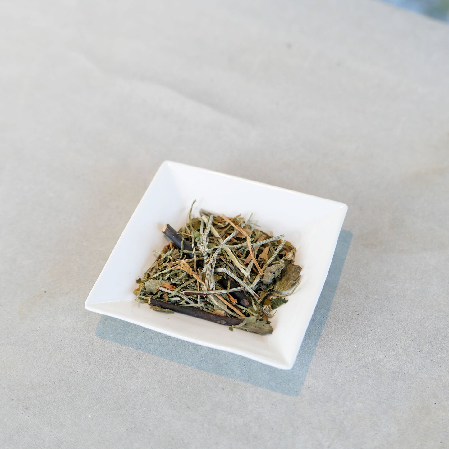 久万高原 野草茶 きらめき|瀬戸内リトリート青凪